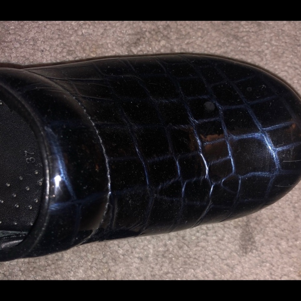 Dansko clogs size 37 worn by me maybe 3 times.
